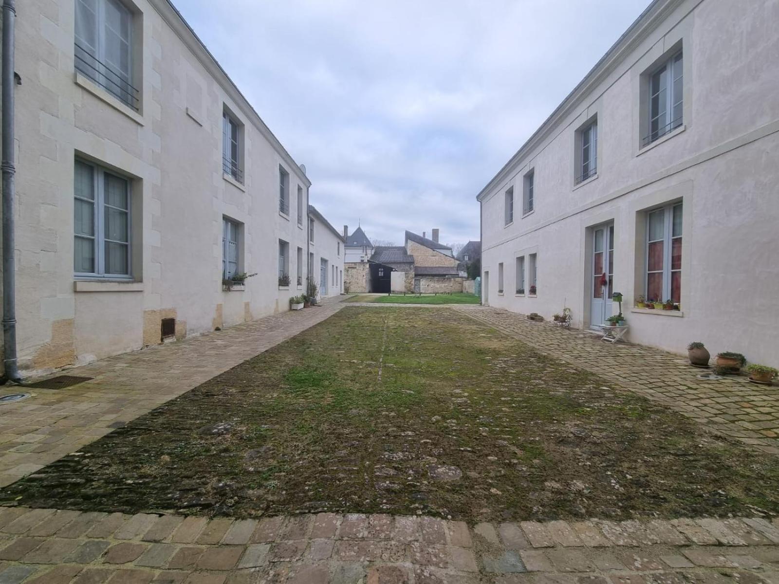 Appartement Au Centre De Richelieu Exteriér fotografie